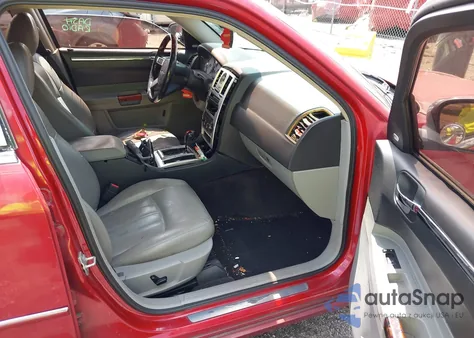 2007 Chrysler 300C z USA, uszkodzony, nr VIN 2C3KA63H07H798374